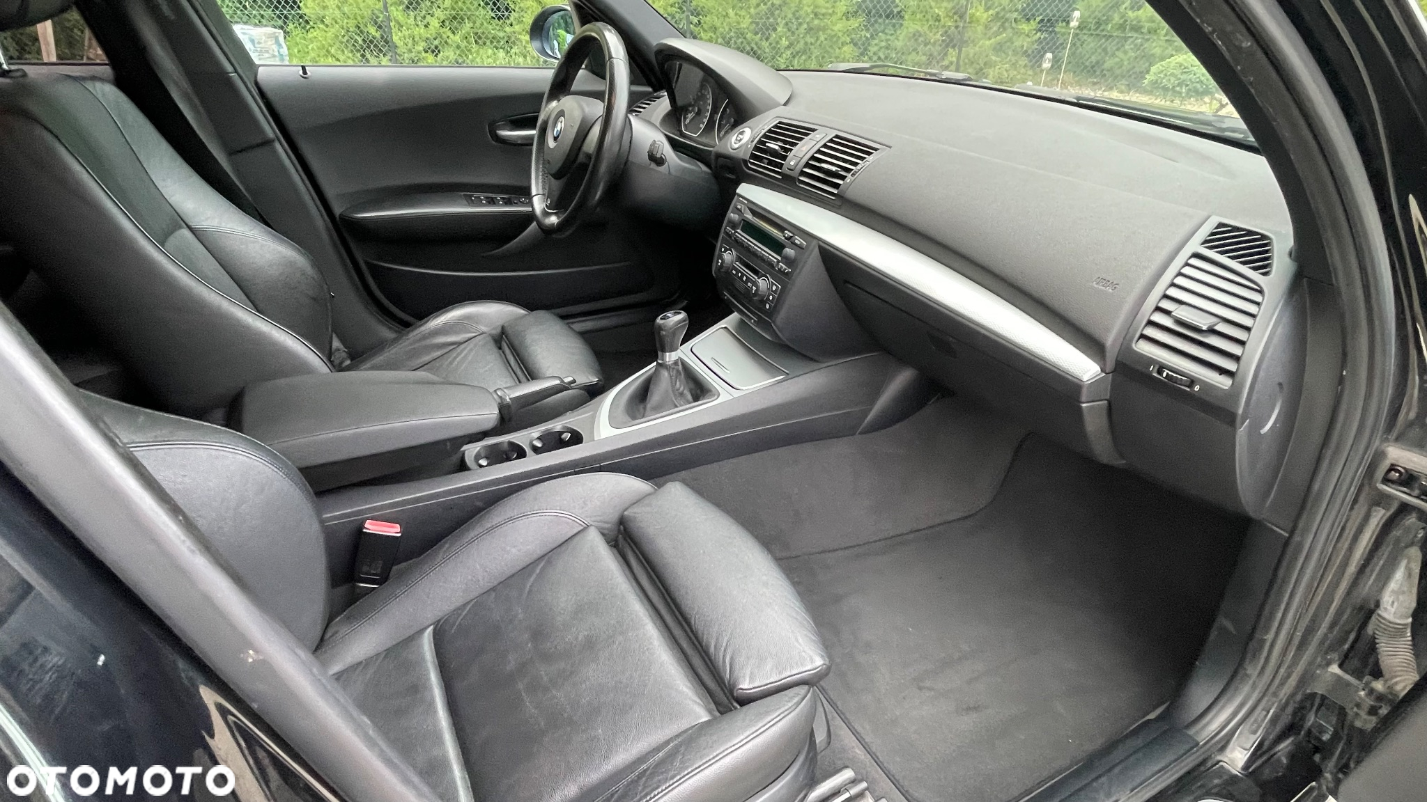 BMW Seria 1 130i - 13