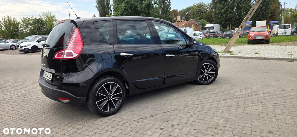 Renault Scenic dCi 130 FAP Bose Edition - 17