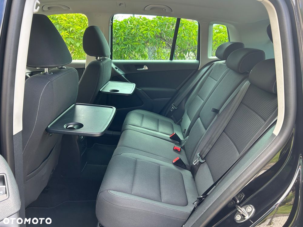 Volkswagen Tiguan 2.0 TDI DPF BlueMotion Technology Exclusive - 23