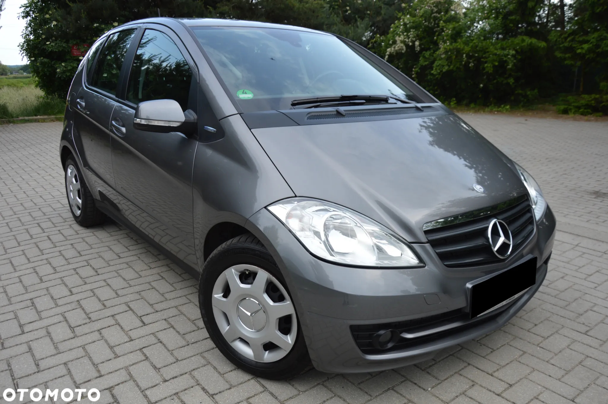 Mercedes-Benz Klasa A 160 BlueEFFICIENCY Elegance - 2