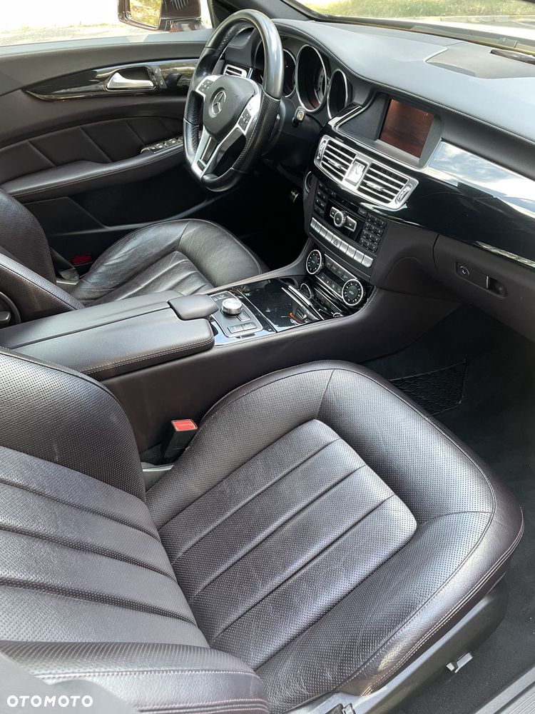 Mercedes-Benz CLS 350 CDI 4-Matic BlueEff - 18