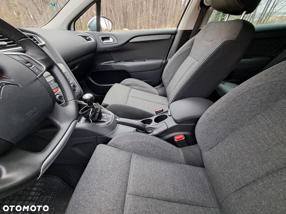 Citroën C4 1.2 e-THP Selection - 17