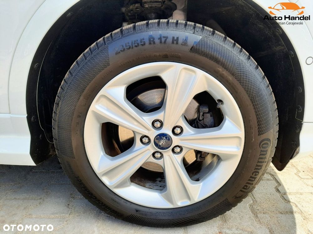 Ford Kuga 1.5 EcoBoost 2x4 ST-Line - 40