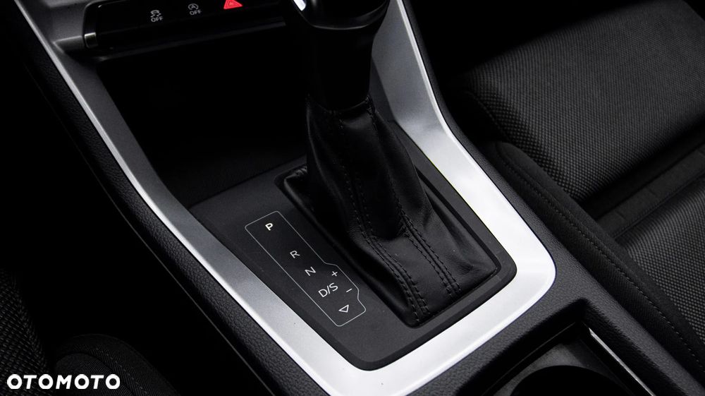 Audi Q3 35 TFSI S tronic - 25