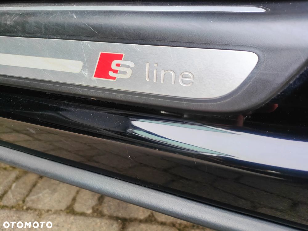 Audi Q3 35 TDI Quattro S tronic S line - 26