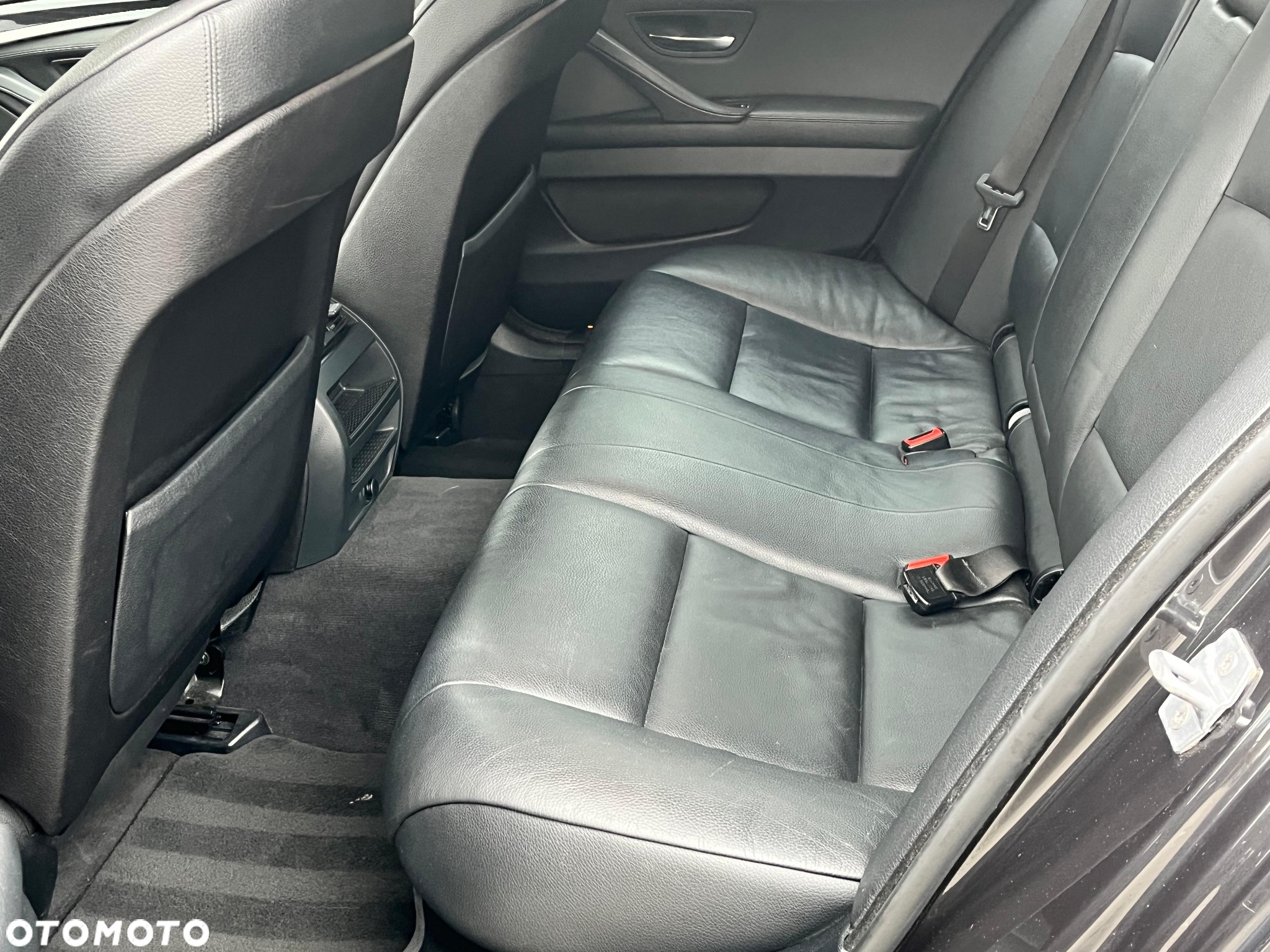 BMW Seria 5 520d xDrive Luxury Line - 31
