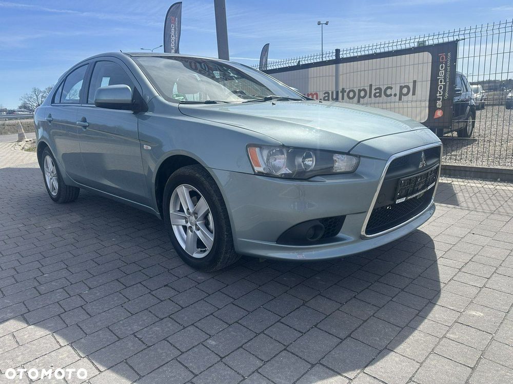 Mitsubishi Lancer - 1