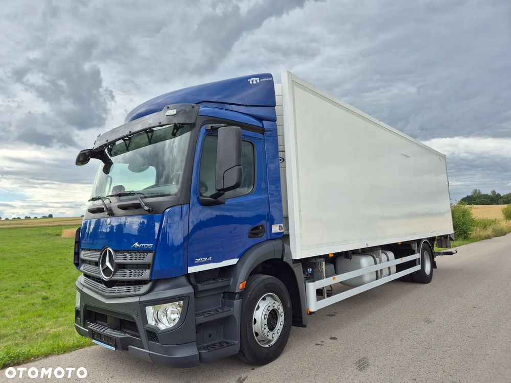 Mercedes-Benz Antos 1824 CARRIER VECTOR 1850 DRZWI + winda i 2x drzwi boczne / 8.35m / z Holandii / Axor man Tgm T1000-R THERMO King Supra 1850 1150 - 36