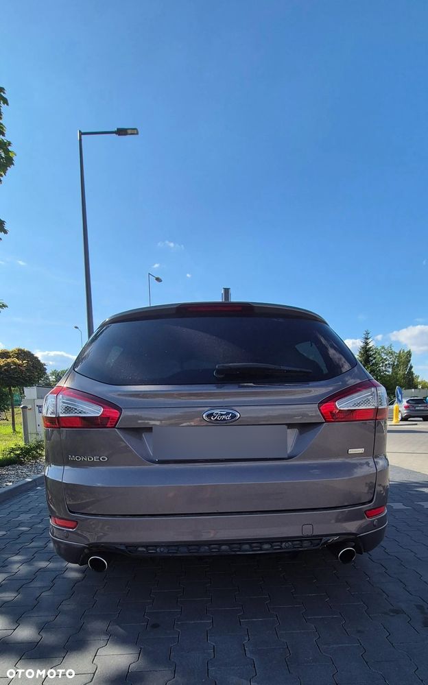 Ford Mondeo 2.0 T Titanium - 8