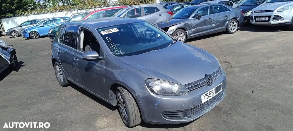 Dezmembrari / Dezmembrez VW Golf 6 1.6 CAYC cutie viteze manuală cod culoare LA7T - 1
