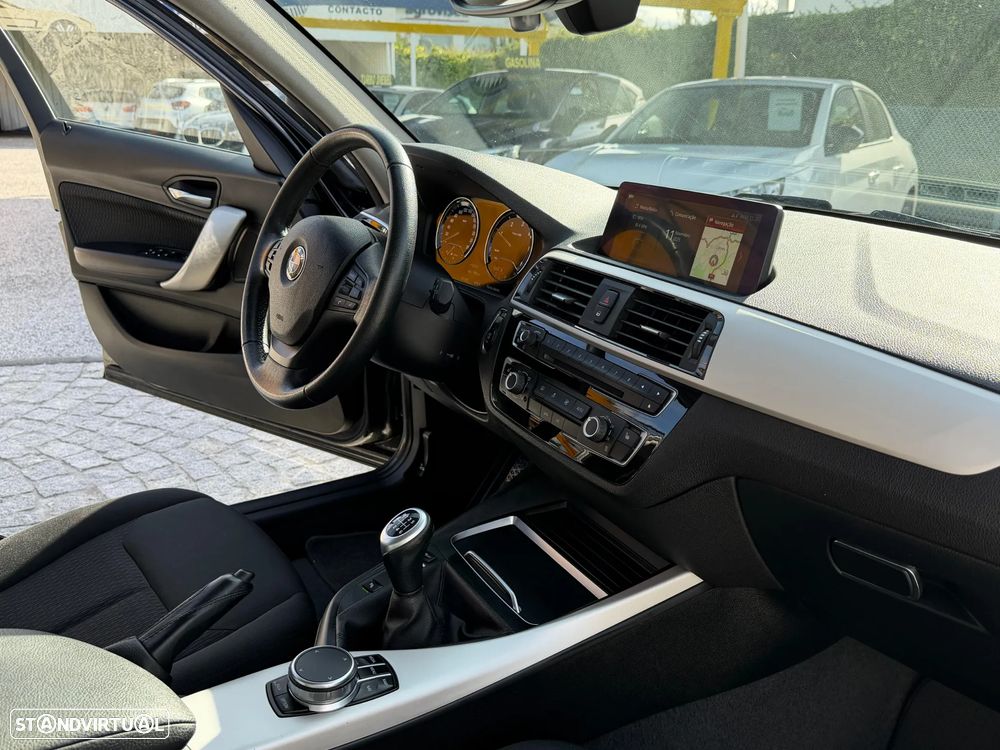 BMW 116 d EfficientDynamics - 12