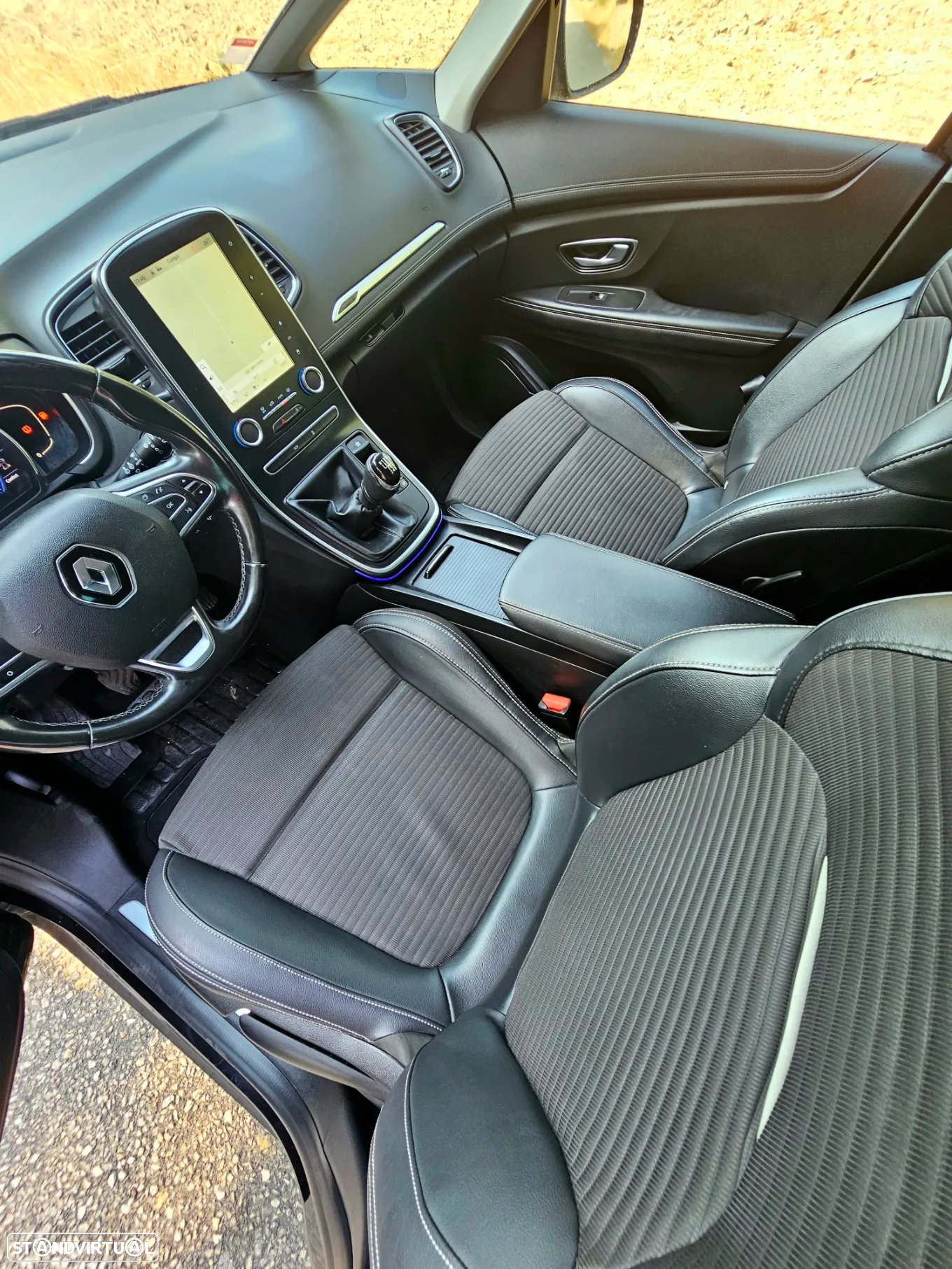 Renault Grand Scénic dCi 110 LIMITED - 7