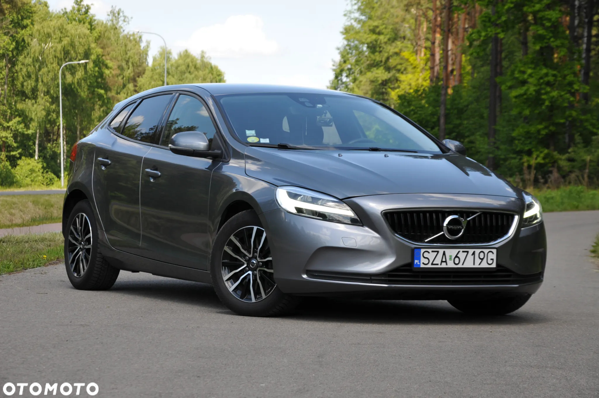 Volvo V40 D2 Drive-E Momentum - 3