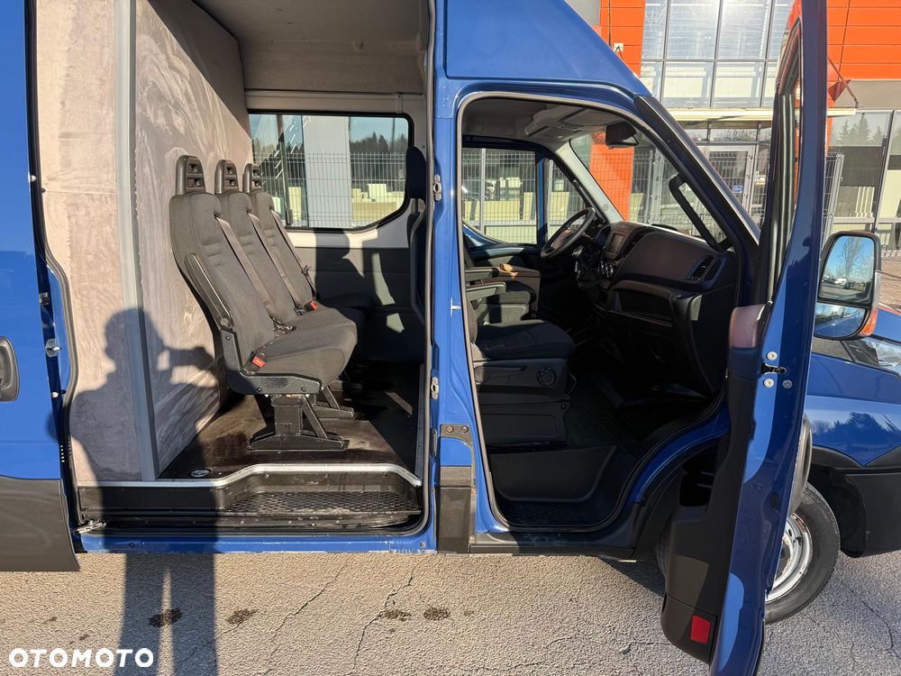 Iveco Daily 33S16, L3H2, Brygadówka 5os, HiMatic, Zadbany - 13
