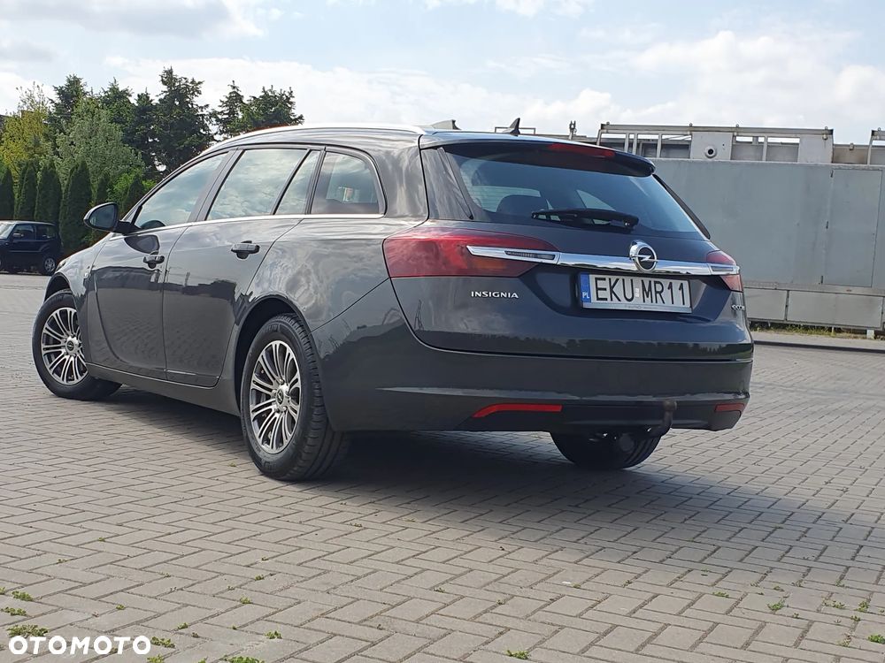Opel Insignia - 11