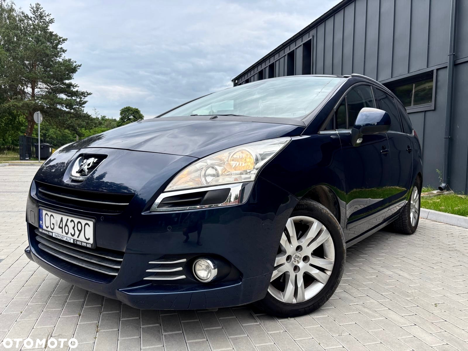 Peugeot 5008 - 17