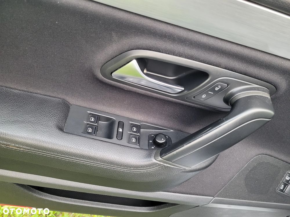 Volkswagen CC 2.0 TDI DPF BMT - 17