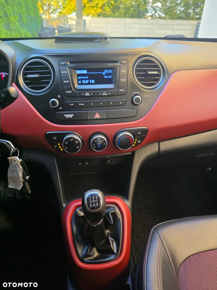 Hyundai i10 1.2 Sport - 11