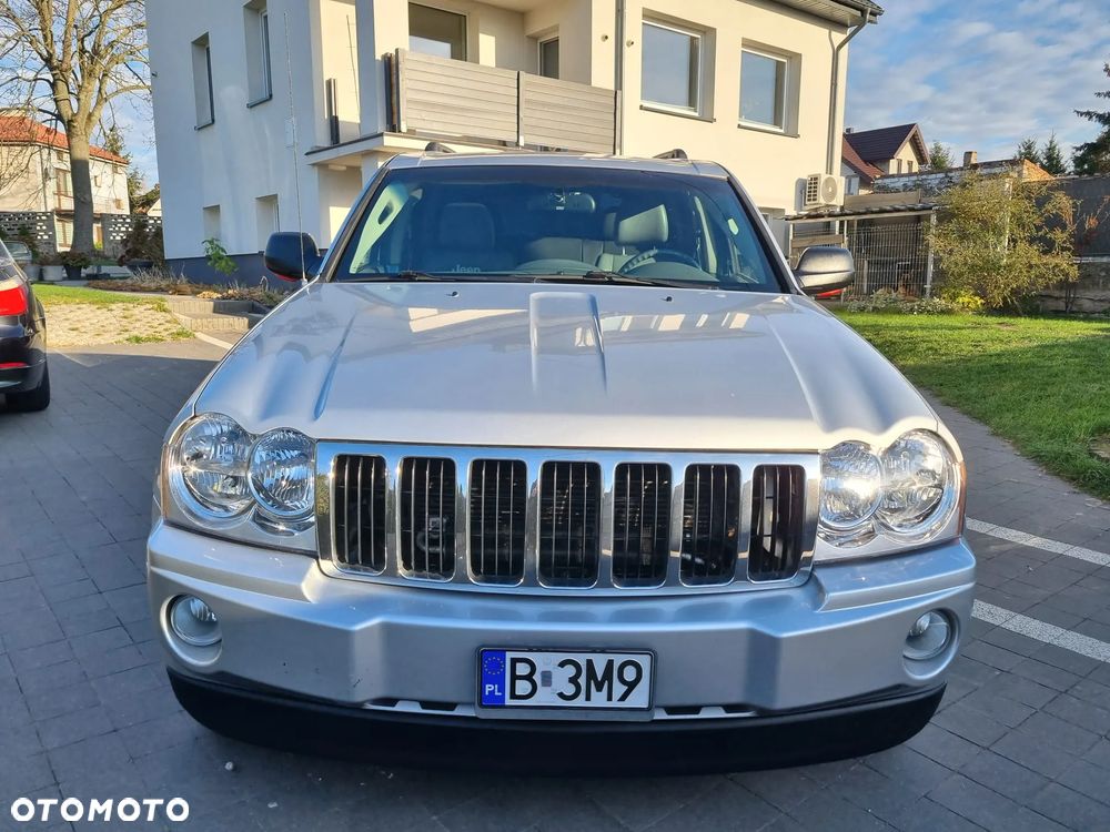 Jeep Grand Cherokee - 4