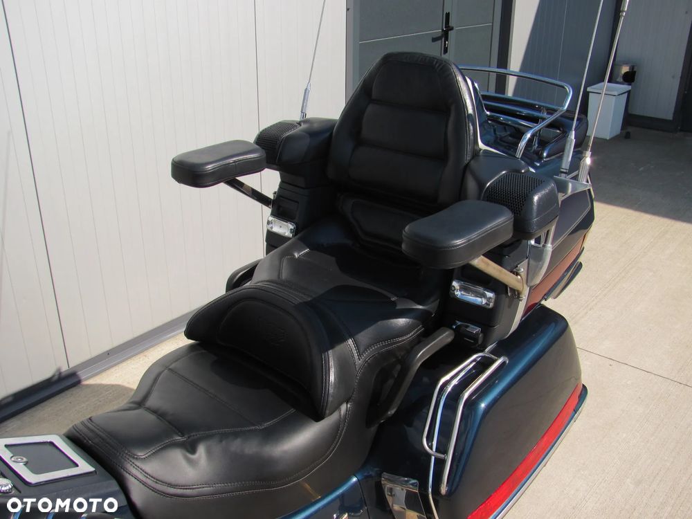 Honda GL - 28