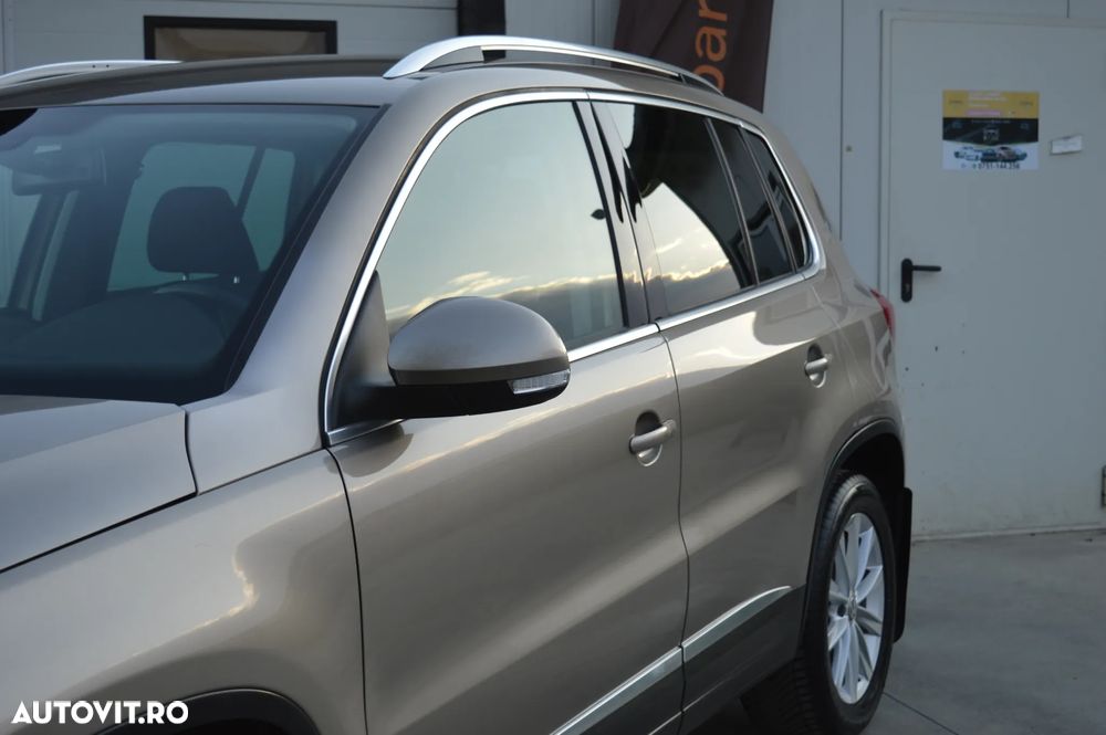 Volkswagen Tiguan 2.0 TDI DPF 4Motion BlueMotion Technology Sport & Style - 30