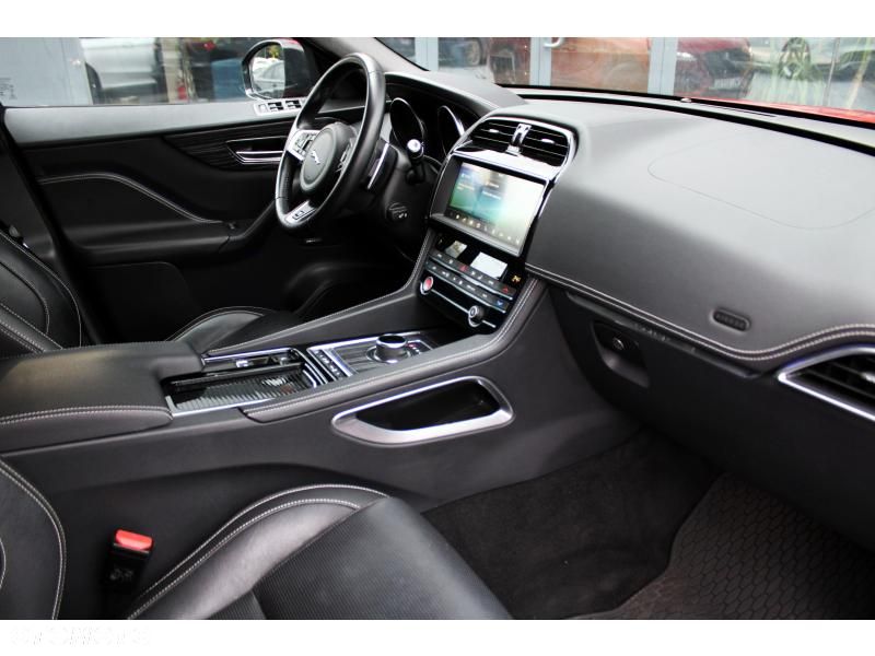 Jaguar F-Pace 2.0 i4D AWD R-Sport - 14