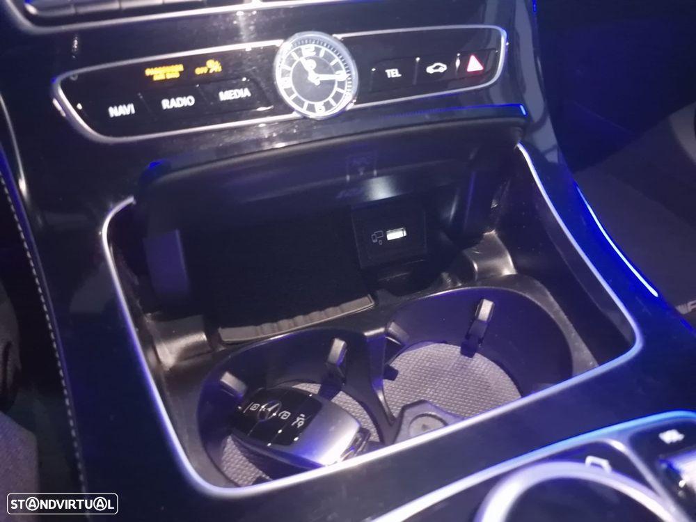 Mercedes-Benz E 220 d AMG Line - 33