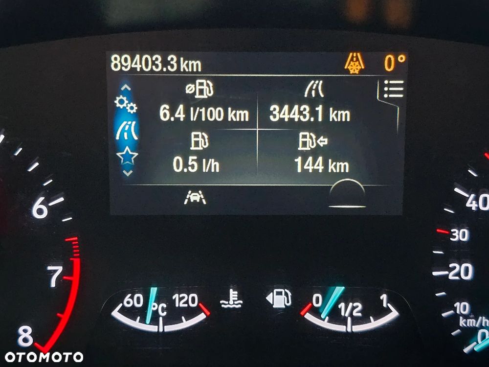 Ford Focus 1.0 EcoBoost ST-Line - 17