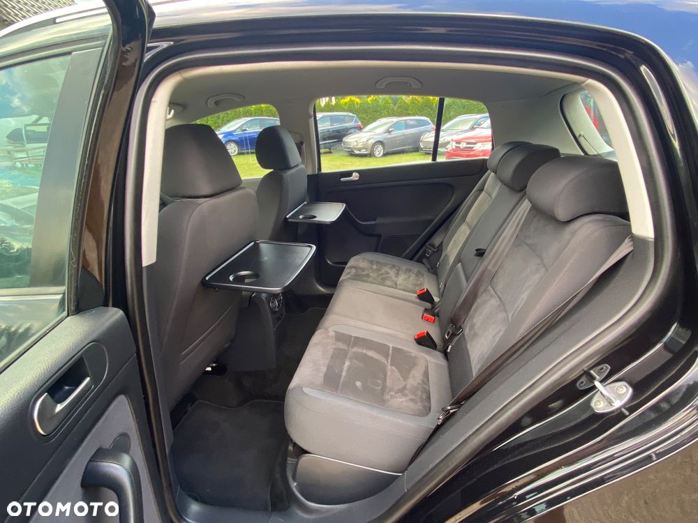 Volkswagen Golf Plus 2.0 TDI DPF Highline - 26