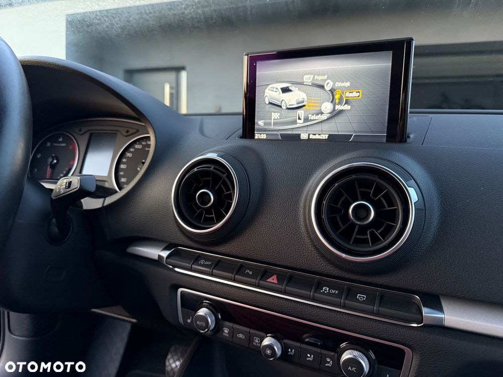 Audi A3 Sportback 2.0 TDI S tronic - 5