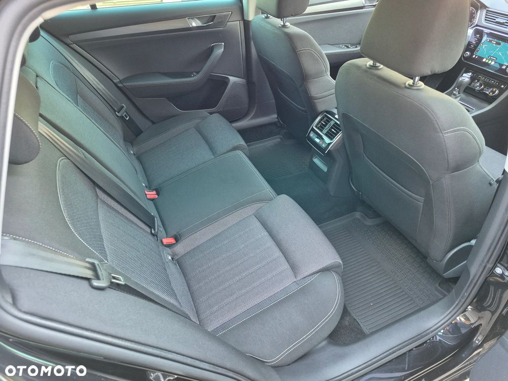 Skoda Superb 2.0 TDI SCR 4x4 Style DSG - 10