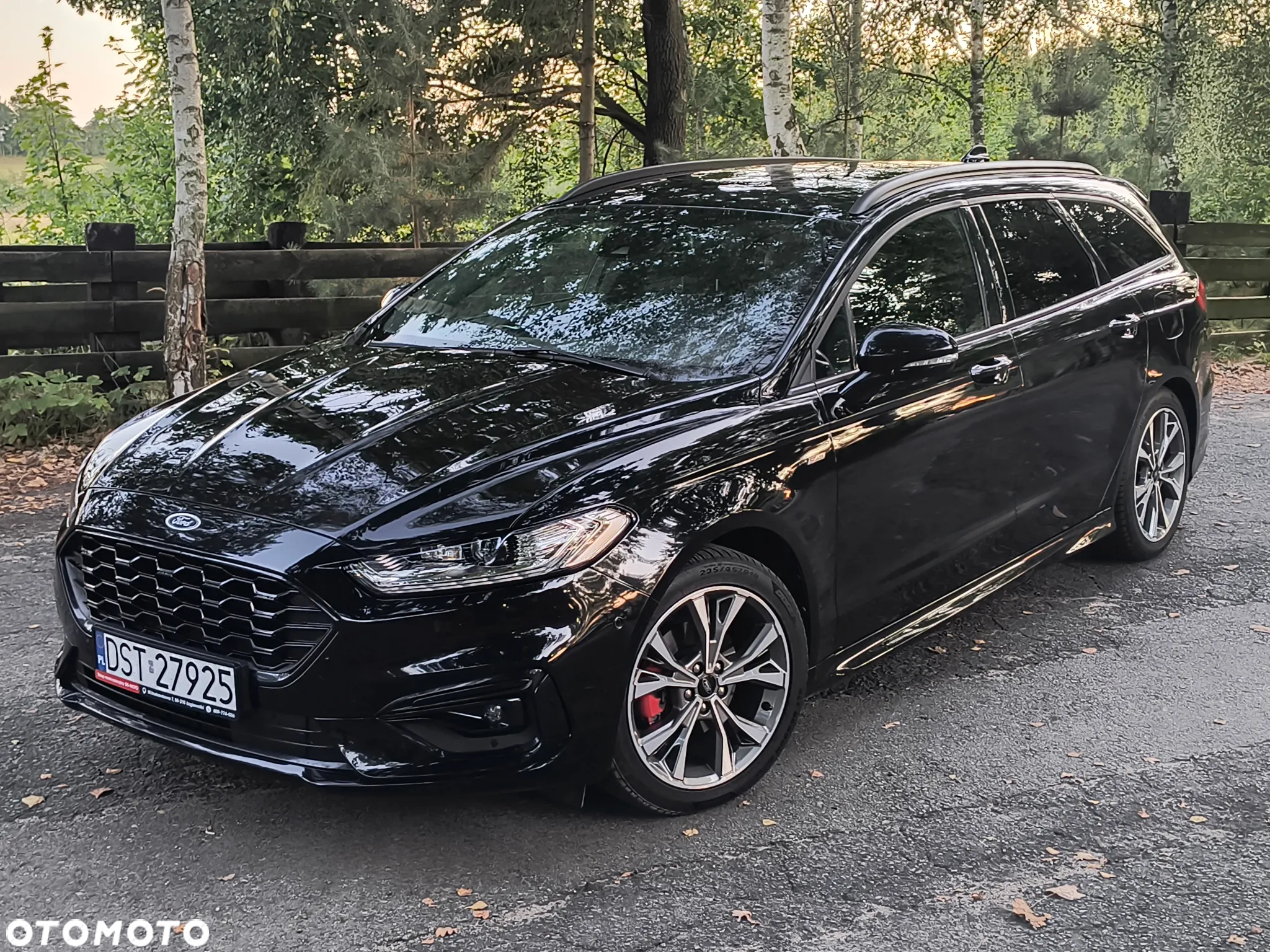 Ford Mondeo 2.0 Hybrid ST-Line X - 2