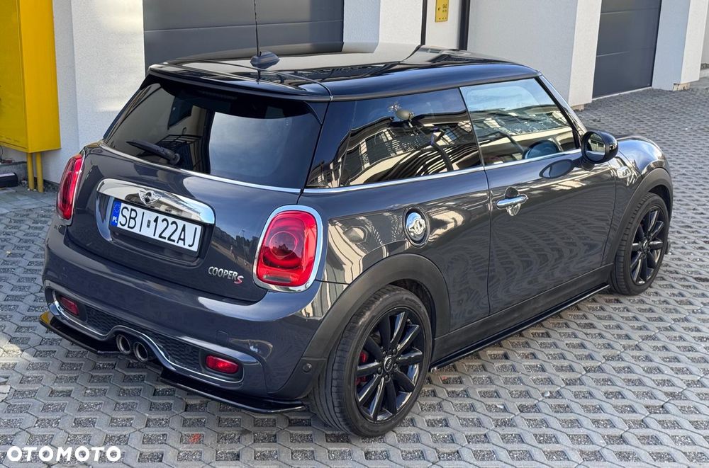 MINI Cooper S Standard - 8