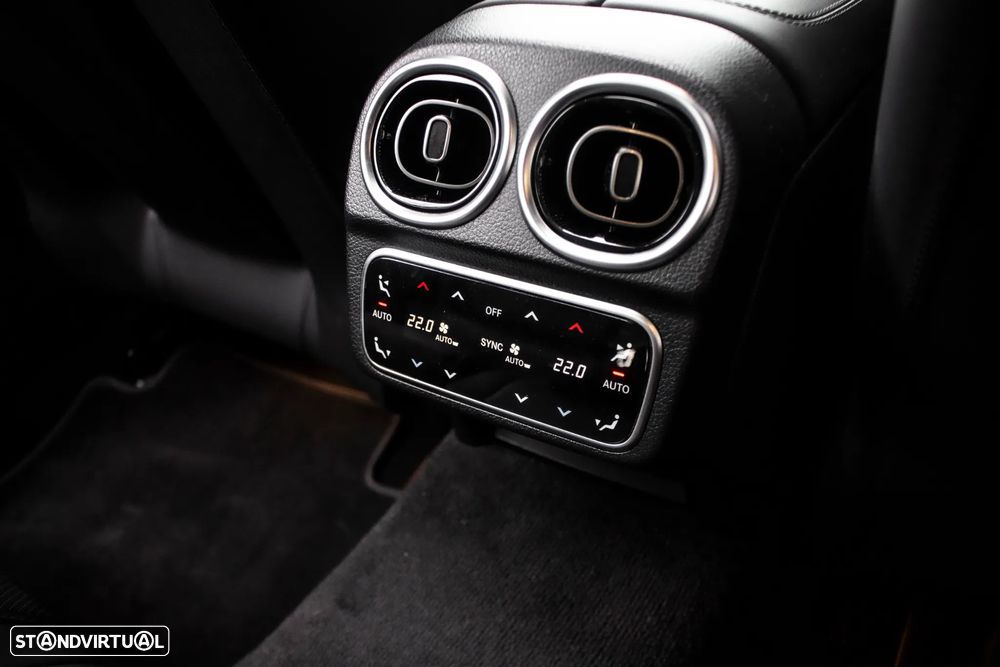 Mercedes-Benz C 63 AMG S E Performance 4Matic - 36