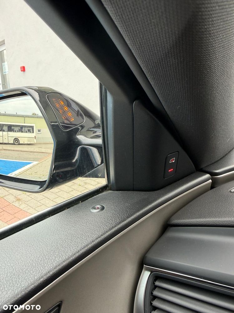 Audi A6 Avant 2.0 TDI Ultra S tronic - 22