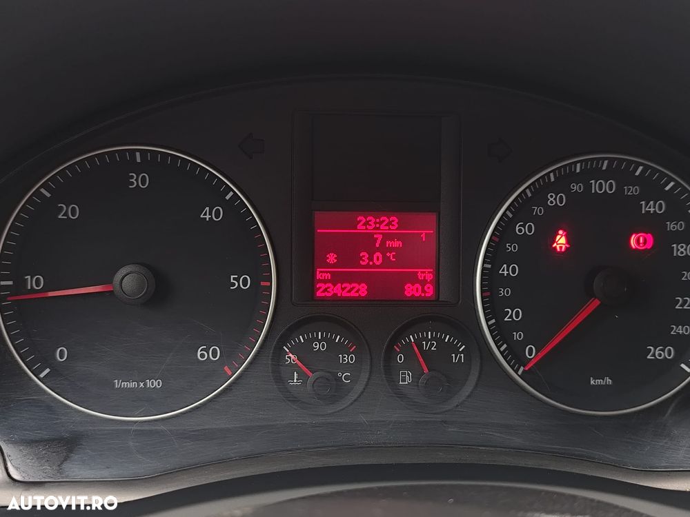 Volkswagen Golf 1.9 TDI Comfortline - 5