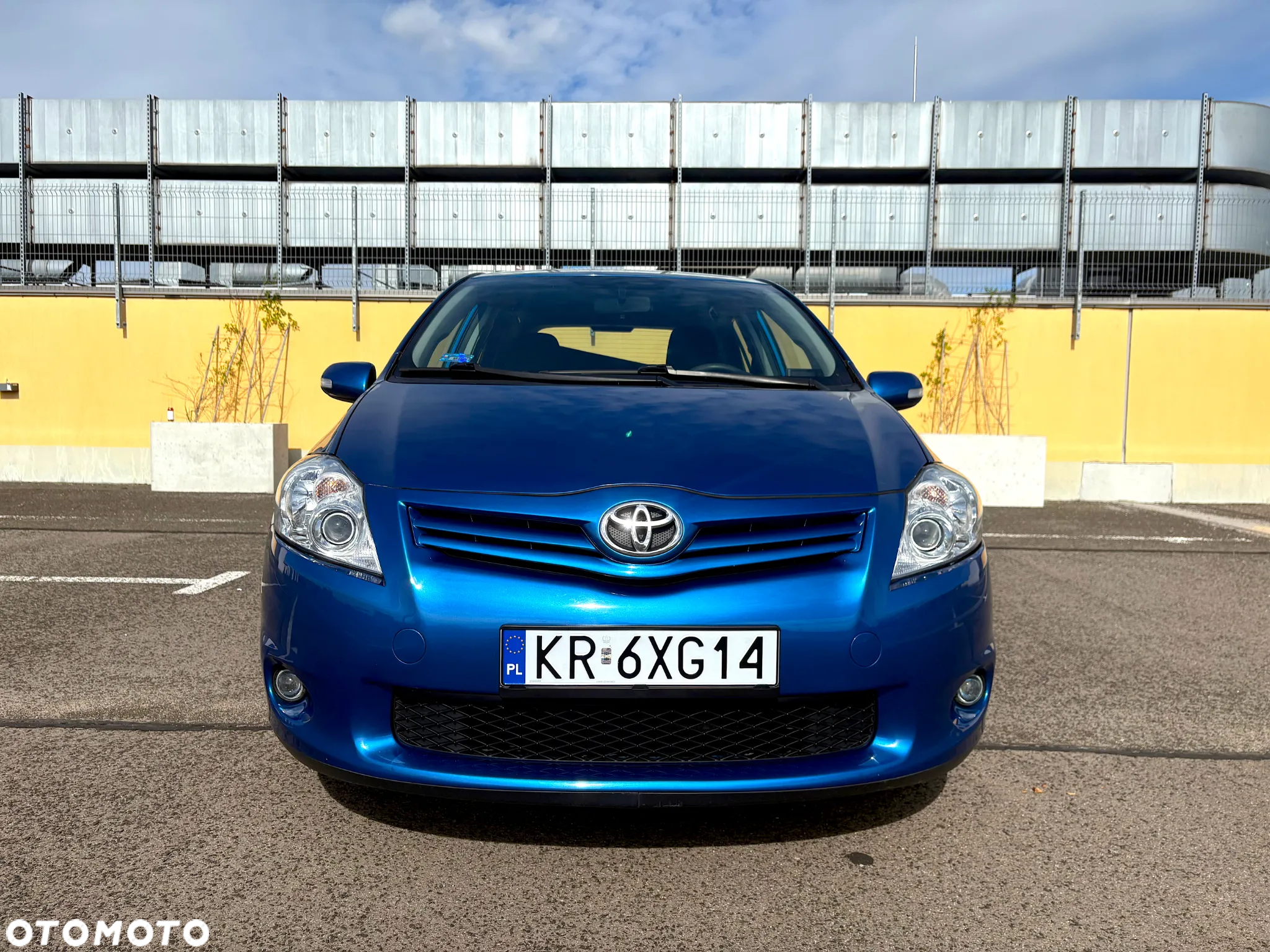 Toyota Auris 1.6 Classic Plus - 2