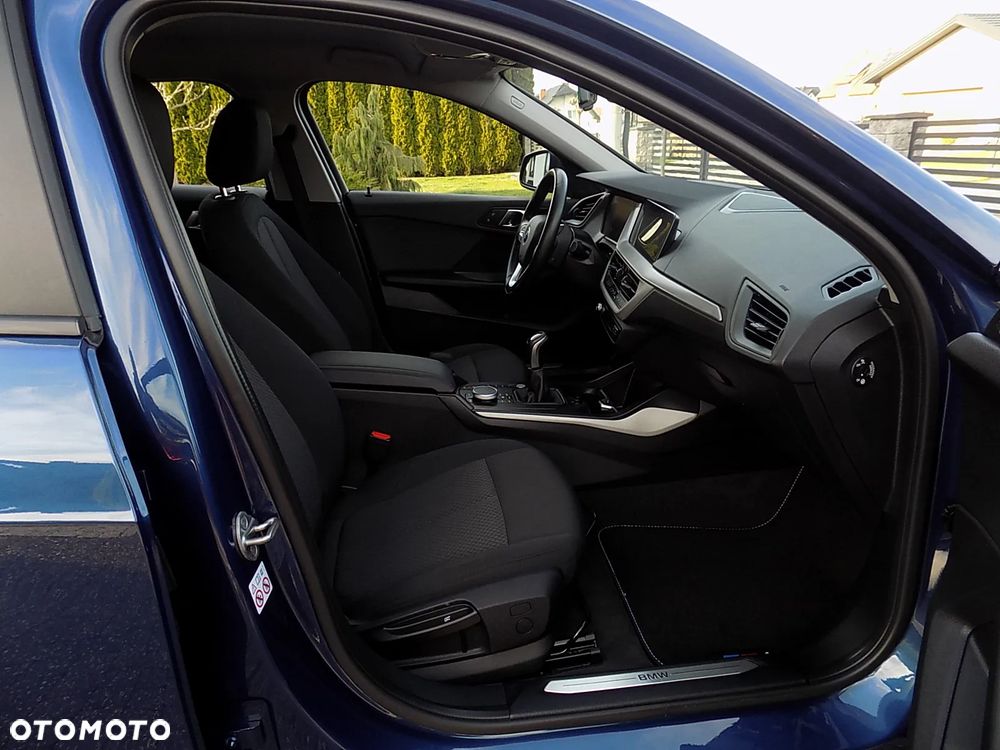 BMW Seria 1 118i - 36