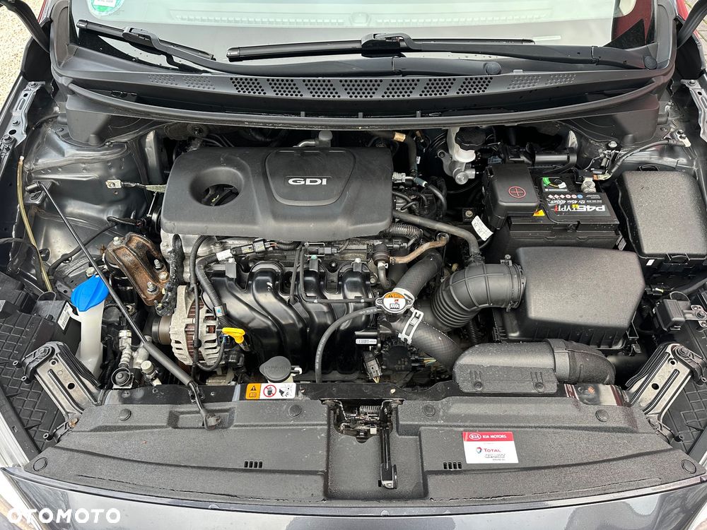 Kia Ceed 1.6 GDI Dream Team Edition - 19