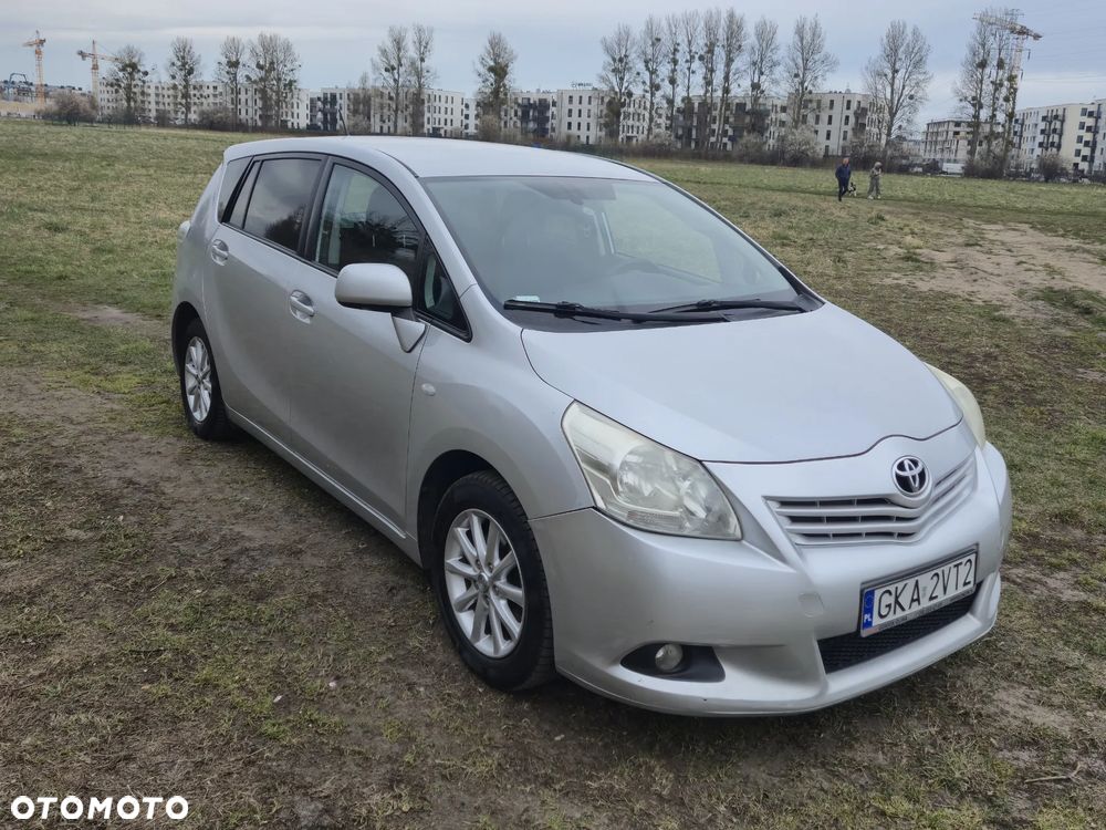 Toyota Verso 2.0 D-4D Sol plus 7os - 2