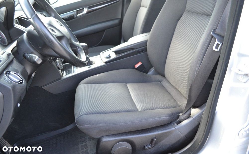 Mercedes-Benz Klasa C 180 Kompressor - 7