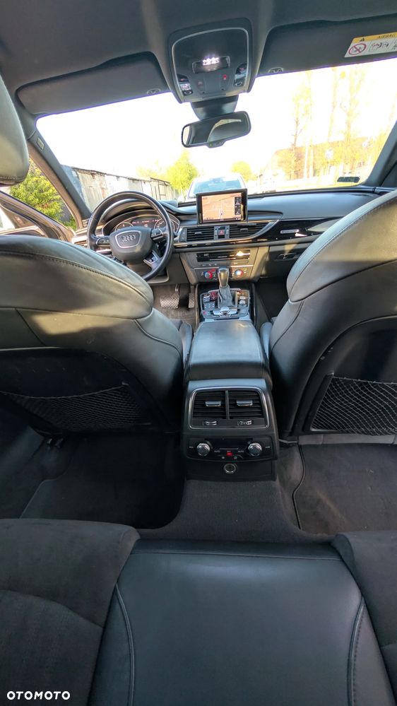 Audi A6 Avant 2.0 TDI Quattro S tronic - 15