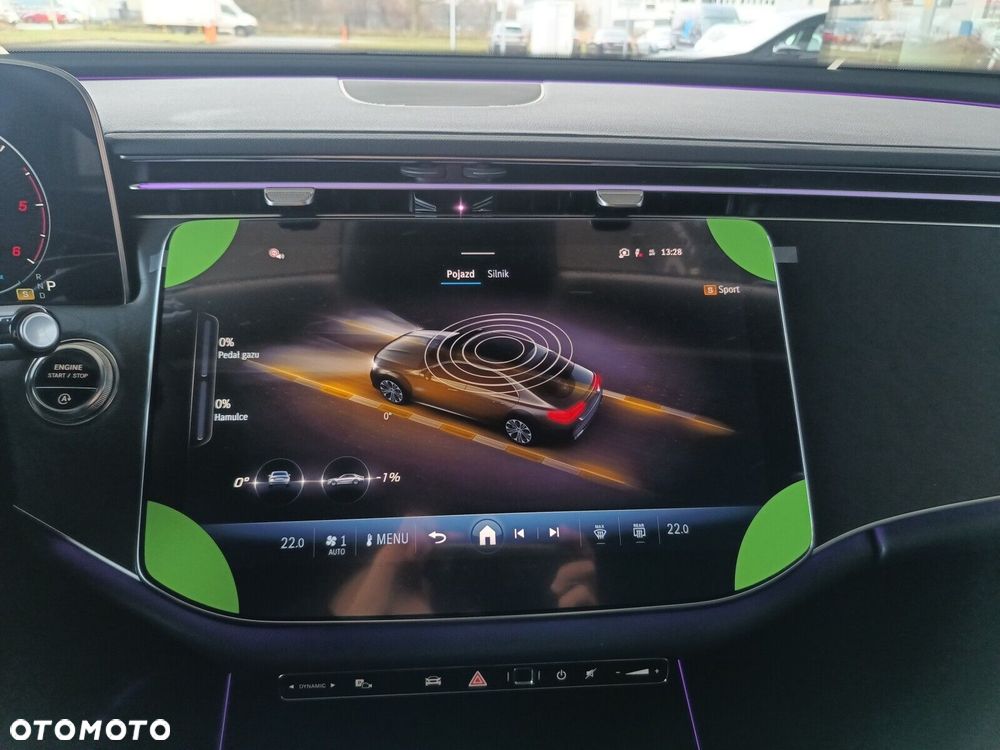 Mercedes-Benz Klasa E - 24