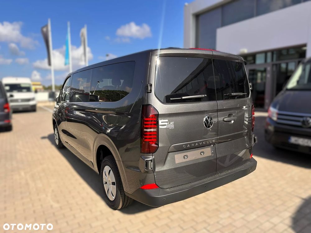 Volkswagen Caravelle 2.0 TDI L2 - 11