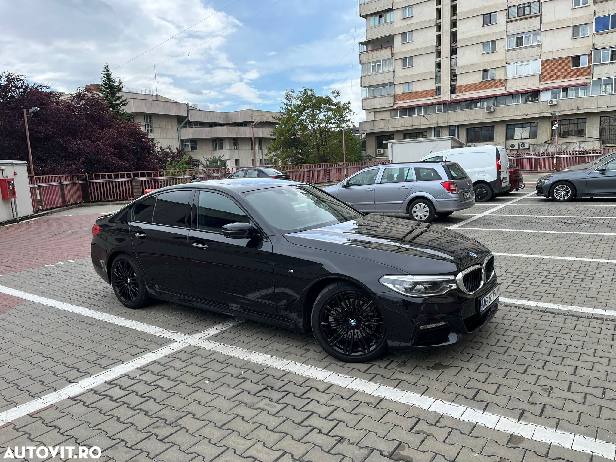 BMW Seria 5 520d xDrive AT - 9