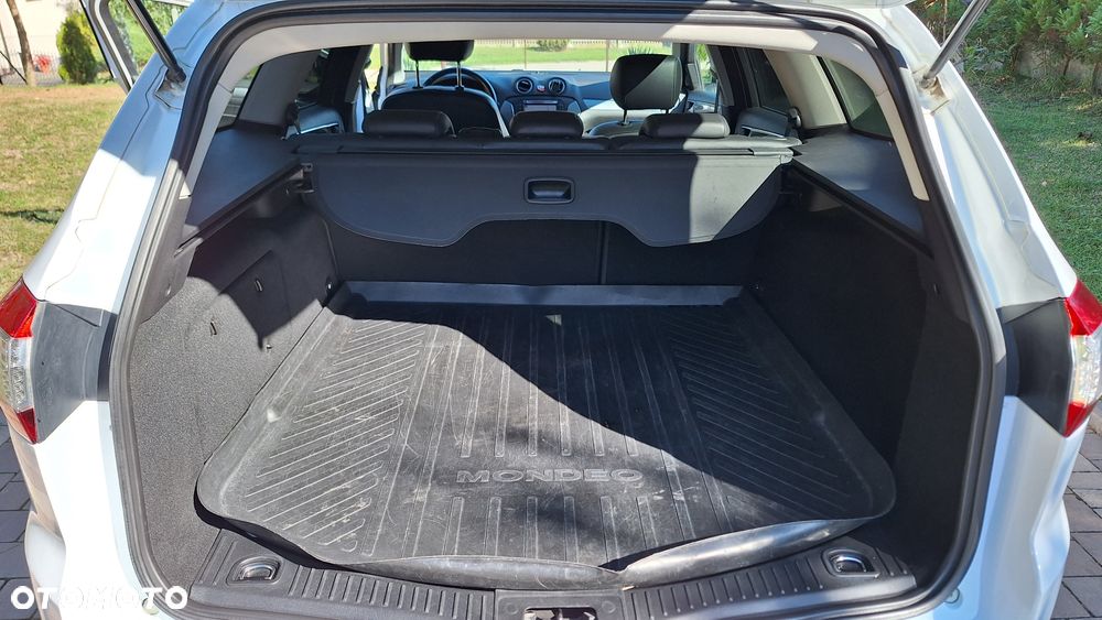 Ford Mondeo - 11