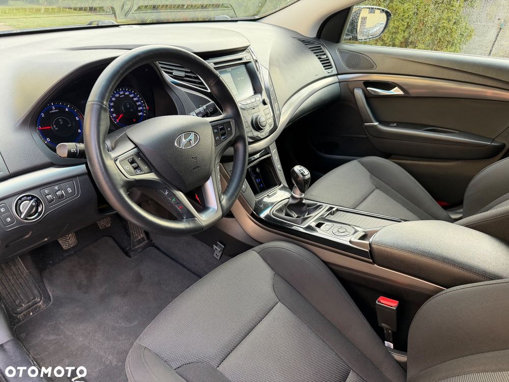 Hyundai i40 1.7 CRDi Comfort + - 20