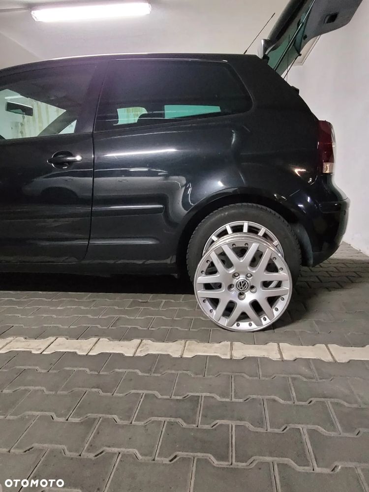 Volkswagen Polo 1.4 Sportline - 28