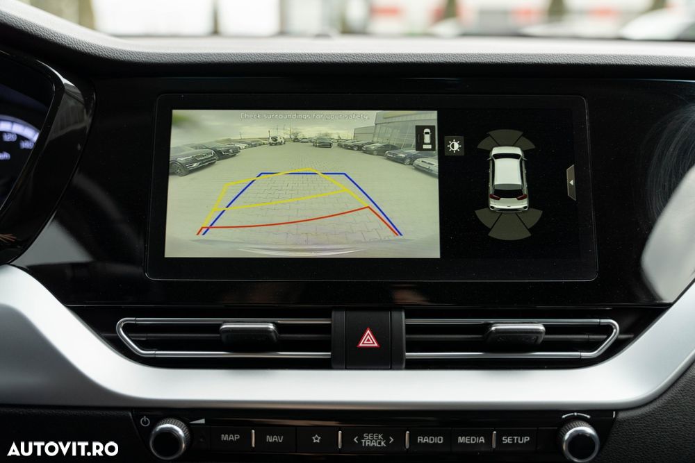 Kia Niro 1.6 GDI HEV 2WD OPF Aut. Vision - 24