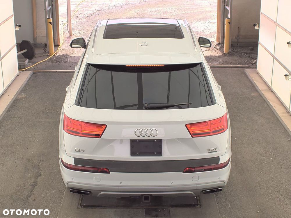 Audi Q7 - 9